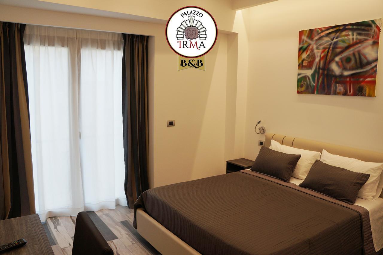ויבו ולנטיה Palazzo Irma - Hotel - B&B Luxury מראה חיצוני תמונה