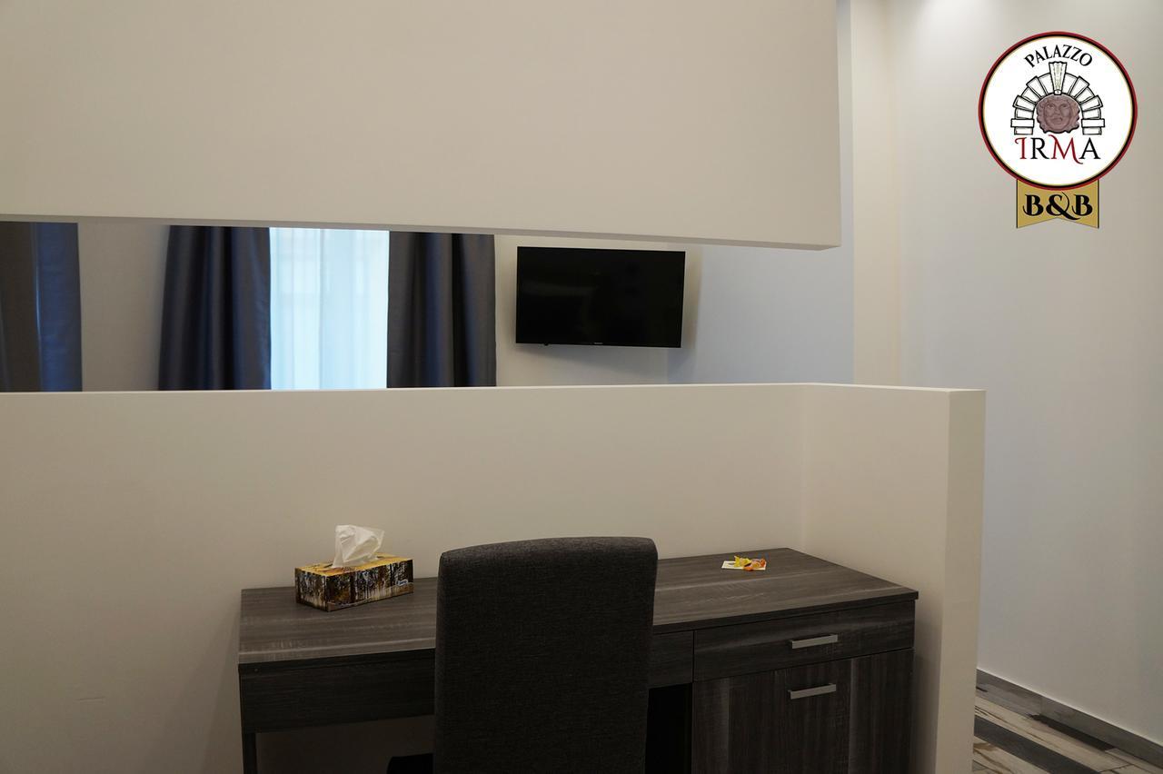 ויבו ולנטיה Palazzo Irma - Hotel - B&B Luxury מראה חיצוני תמונה