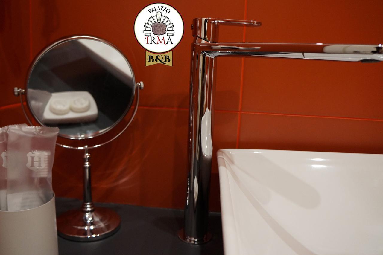 ויבו ולנטיה Palazzo Irma - Hotel - B&B Luxury מראה חיצוני תמונה