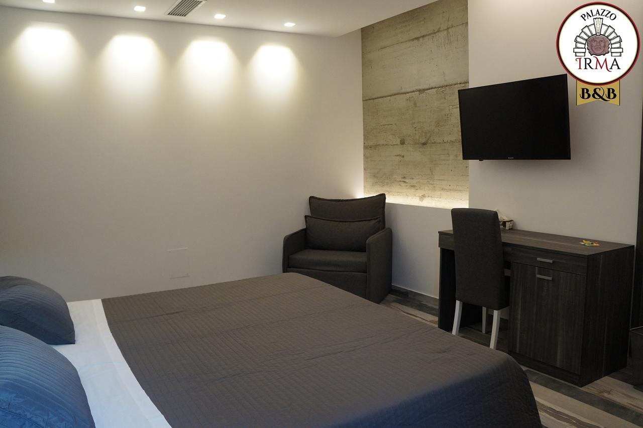 ויבו ולנטיה Palazzo Irma - Hotel - B&B Luxury מראה חיצוני תמונה