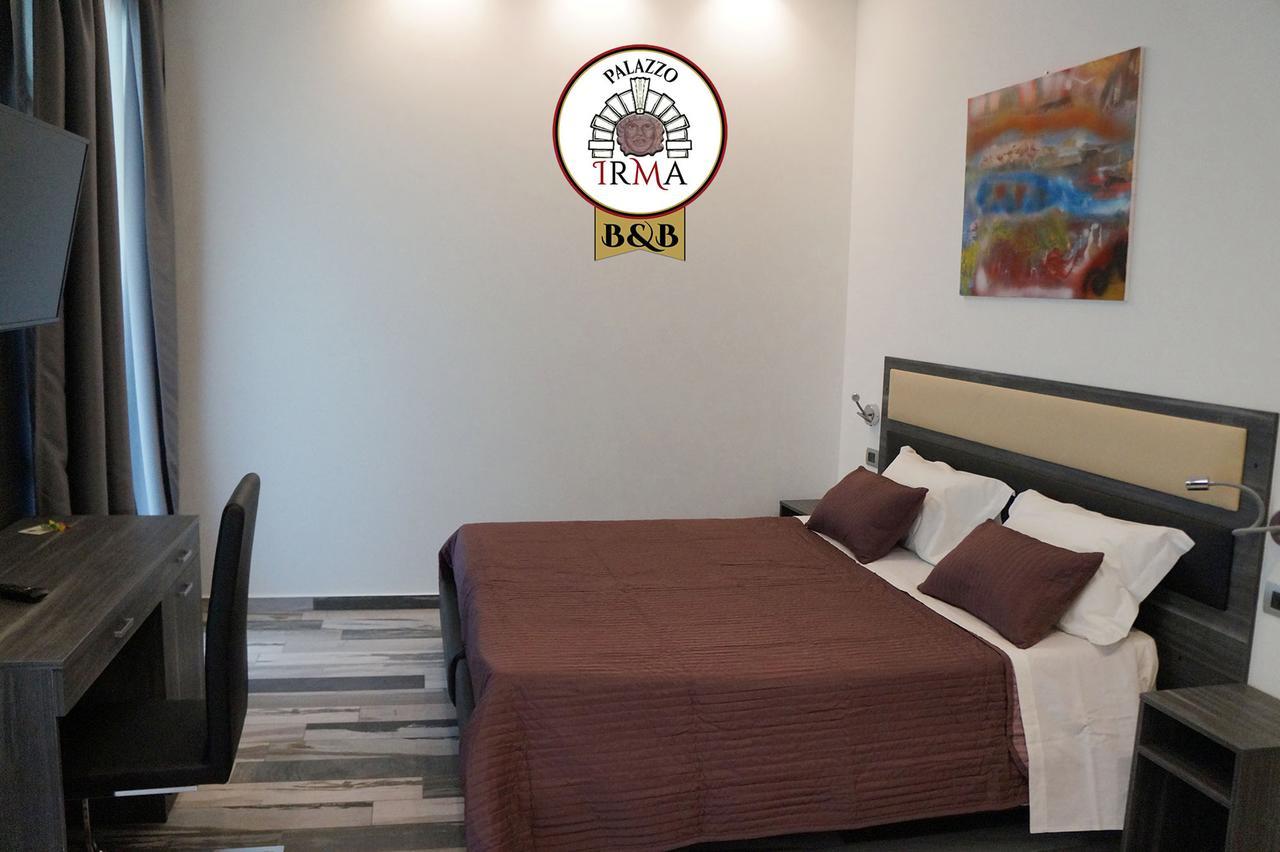 ויבו ולנטיה Palazzo Irma - Hotel - B&B Luxury מראה חיצוני תמונה