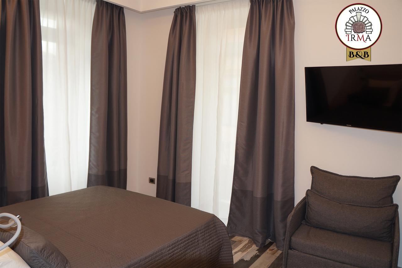 ויבו ולנטיה Palazzo Irma - Hotel - B&B Luxury מראה חיצוני תמונה