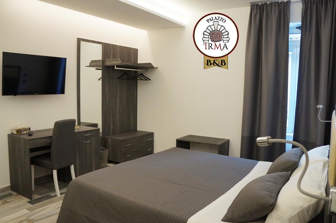 ויבו ולנטיה Palazzo Irma - Hotel - B&B Luxury מראה חיצוני תמונה